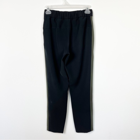 EUC Lululemon | On The Fly Pant Woven *Track  Stripe Size 2 - Picture 8 of 10